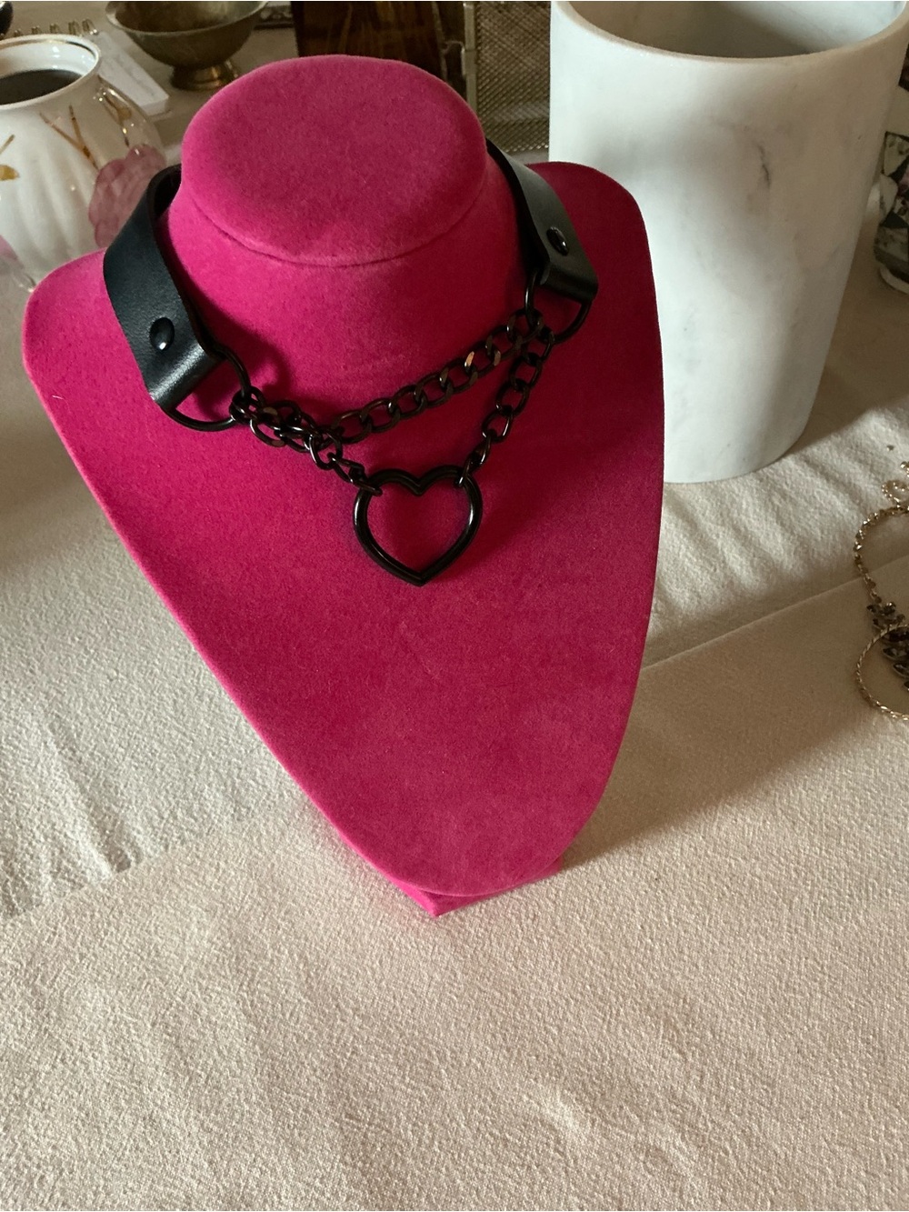 Black Heart Chain Choker Necklace - Women Jewelry